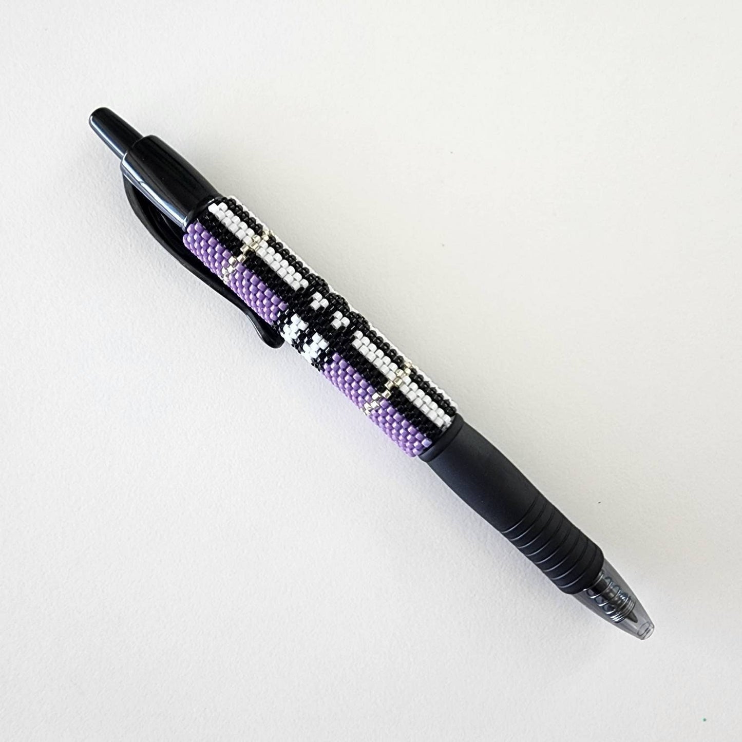 Donatella Purple Plaid Beaded Pen Cover Wrap